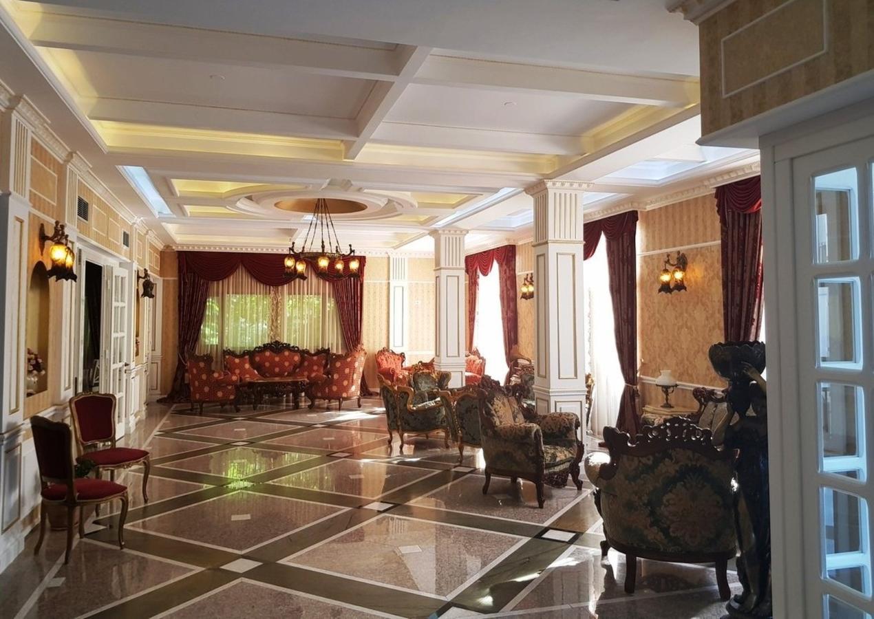 Romantic Boutique Focsani Exterior photo