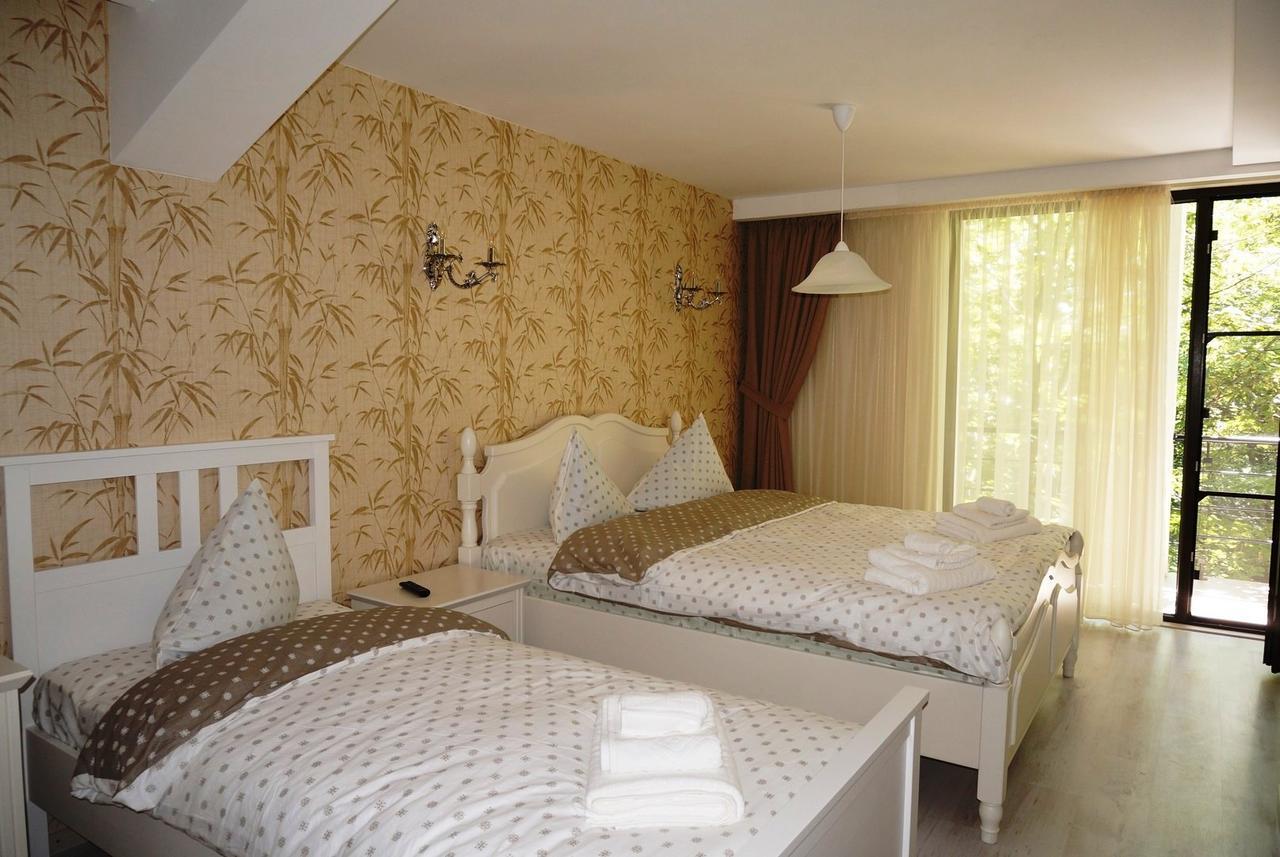 Romantic Boutique Focsani Exterior photo